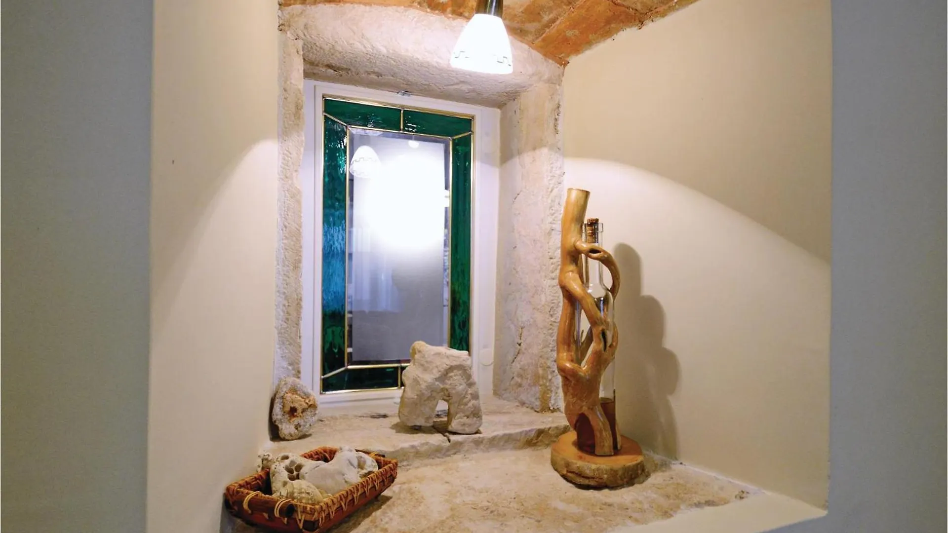3 Bedroom Lovely Home In Kavran 0*,  Croatia